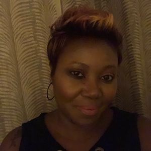 Meet your Posher, Phebe